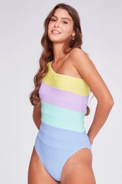 Capittana Maria One Piece