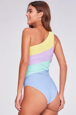 Capittana Maria One Piece